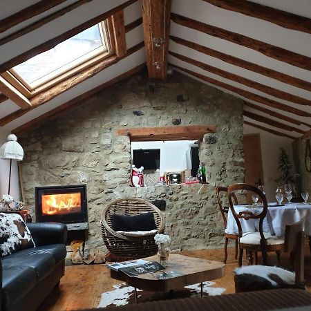 La Petite Chapelle Hotel Font-Romeu-Odeillo-Via Exterior foto