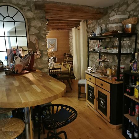 La Petite Chapelle Hotel Font-Romeu-Odeillo-Via Exterior foto