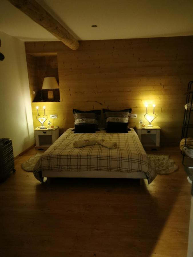 La Petite Chapelle Hotel Font-Romeu-Odeillo-Via Exterior foto