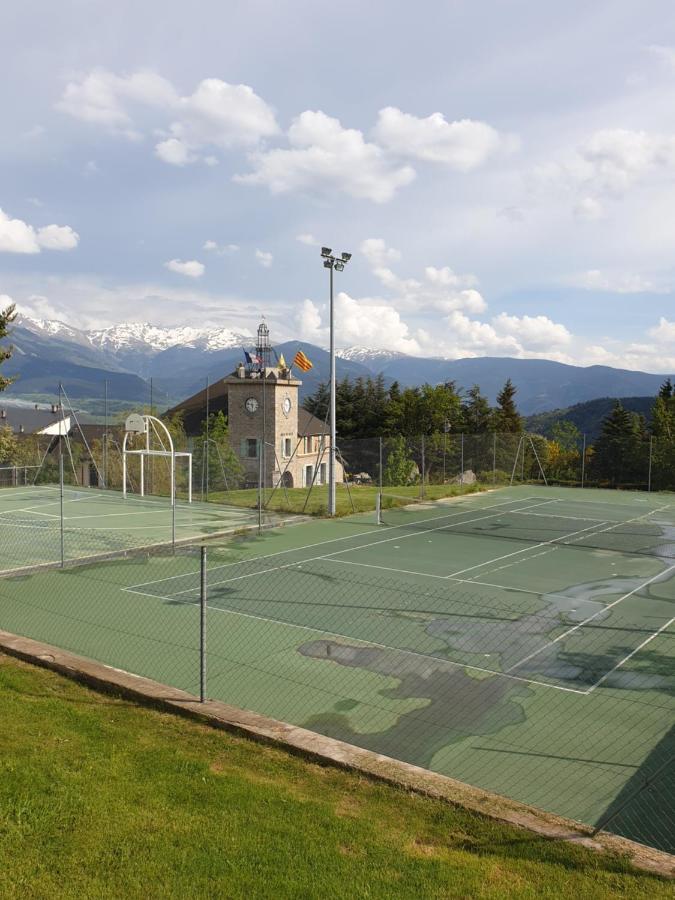 La Petite Chapelle Hotel Font-Romeu-Odeillo-Via Exterior foto