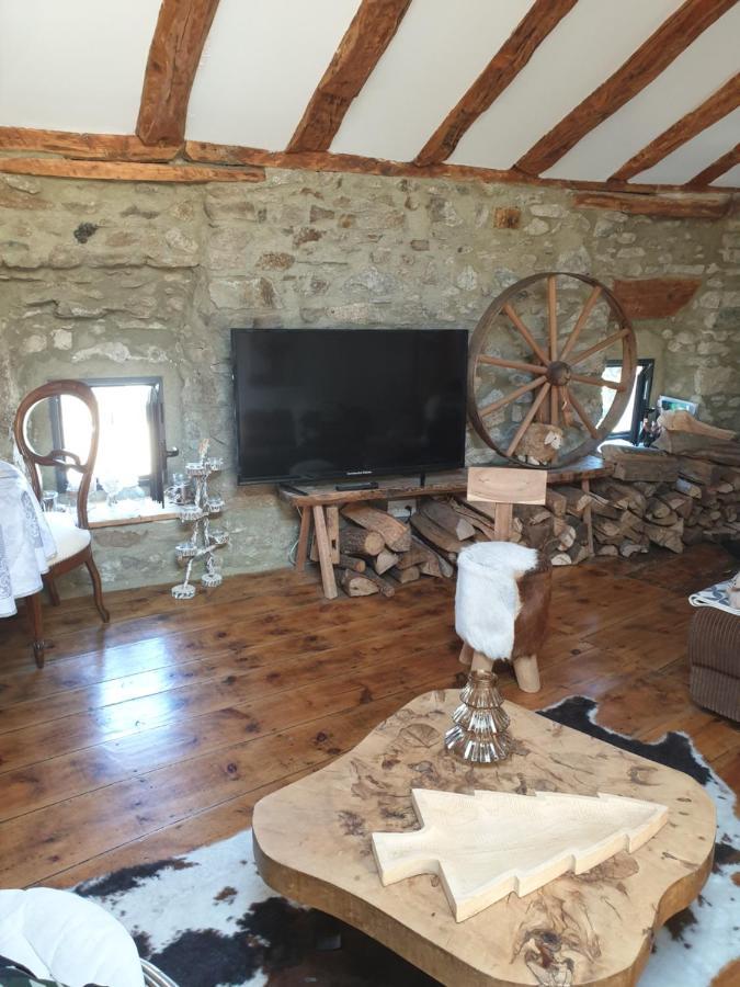 La Petite Chapelle Hotel Font-Romeu-Odeillo-Via Exterior foto