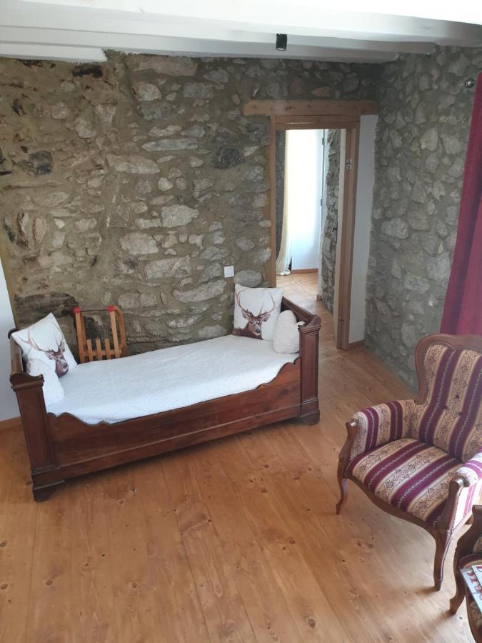 La Petite Chapelle Hotel Font-Romeu-Odeillo-Via Exterior foto