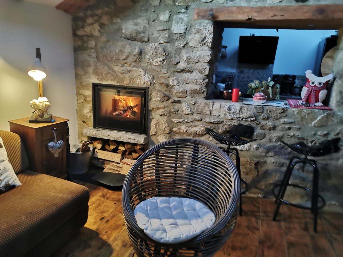 La Petite Chapelle Hotel Font-Romeu-Odeillo-Via Exterior foto