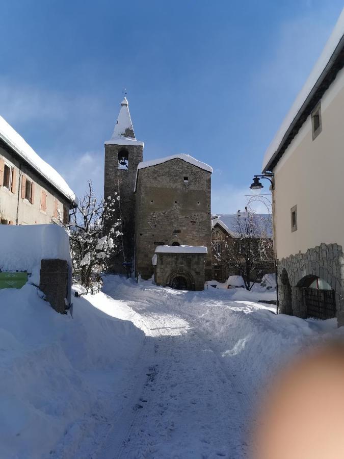 La Petite Chapelle Hotel Font-Romeu-Odeillo-Via Exterior foto